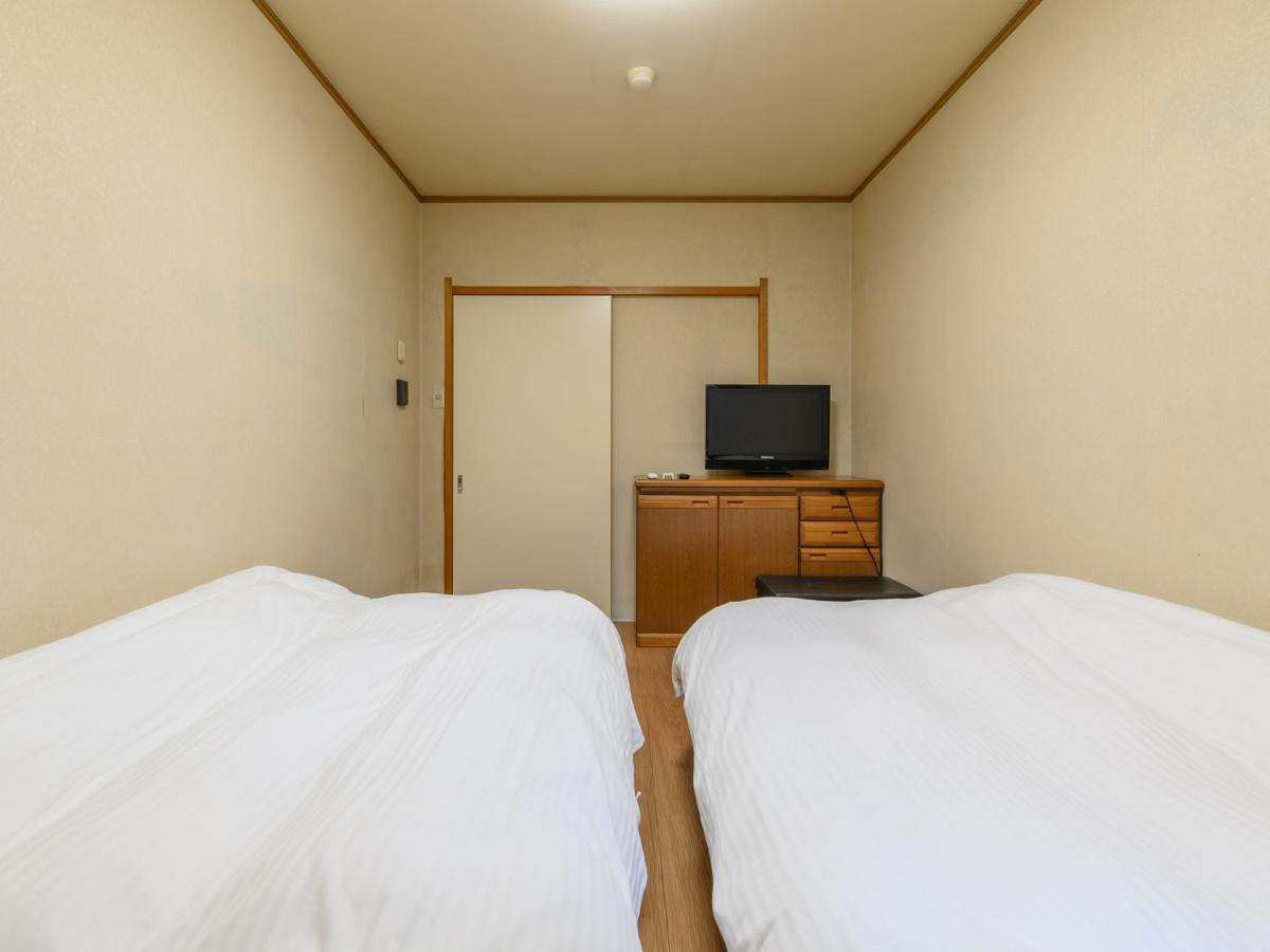 Tabist Tatsumi Business Hotel Matsusaka Esterno foto